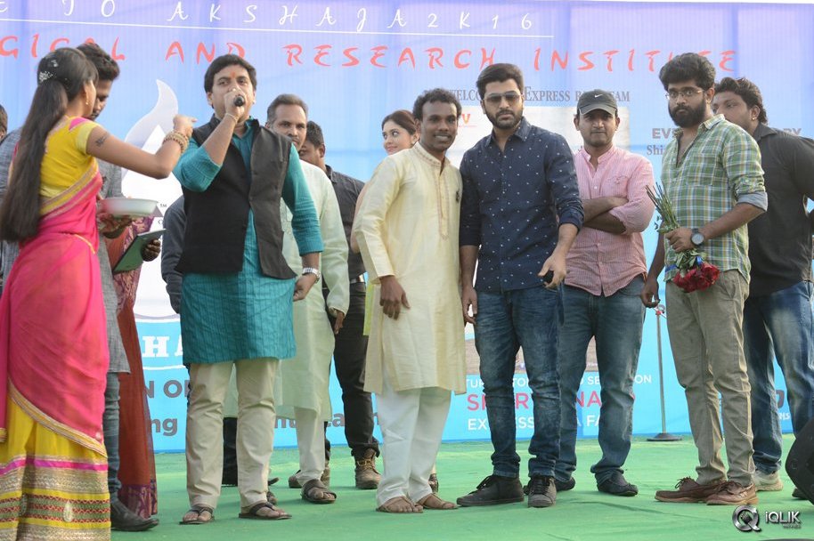 Express-Raja-Movie-Team-at-Aurora-Engineering-College